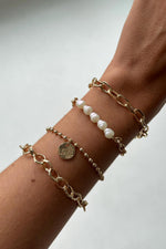 Load image into Gallery viewer, Love Chain Bracelet Set
