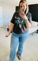 Load image into Gallery viewer, Steer Skull Puff Ink Graphic Top

