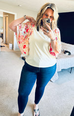 Load image into Gallery viewer, Floral Sleeve Blouse

