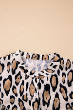 Load image into Gallery viewer, Oversized Leopard Blouse

